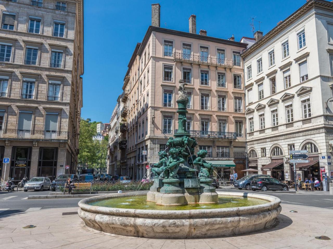 Mihotel Bizolon Lyon Bagian luar foto